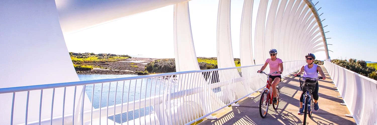 https://airnewzealand.airtrfx.com/flights/en/media-em/nz/nz-default-image.jpg
